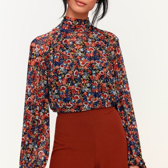 Free People Tops - FREE PEOPLE | All Dolled Up Crop Top-Size Large